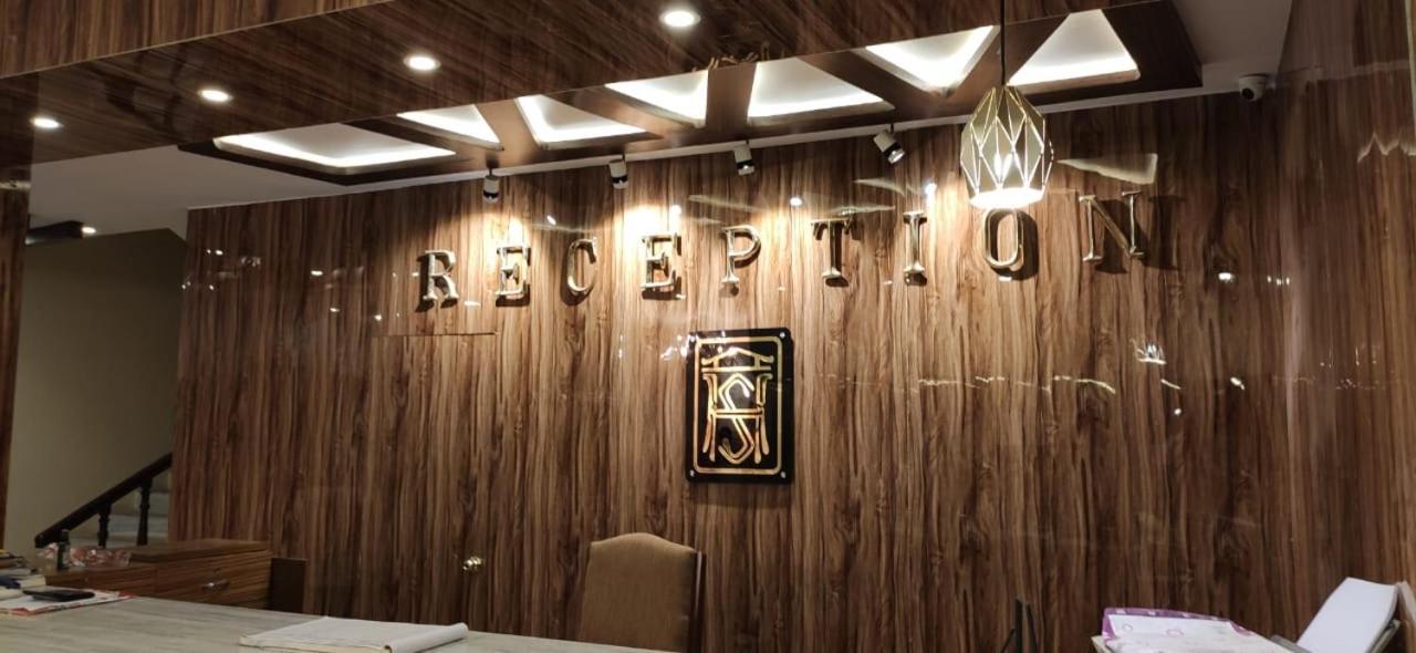 New Hotel Suhail Hyderabad Bagian luar foto