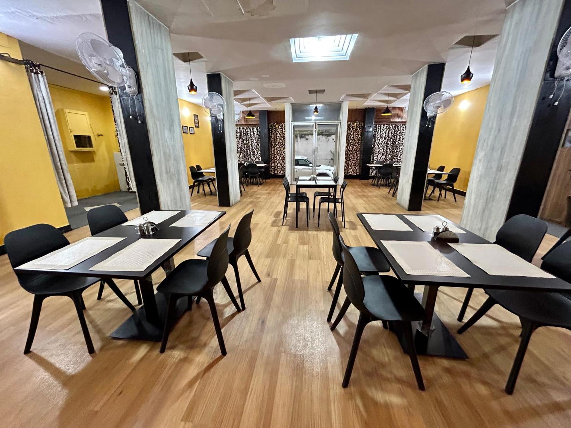 New Hotel Suhail Hyderabad Bagian luar foto