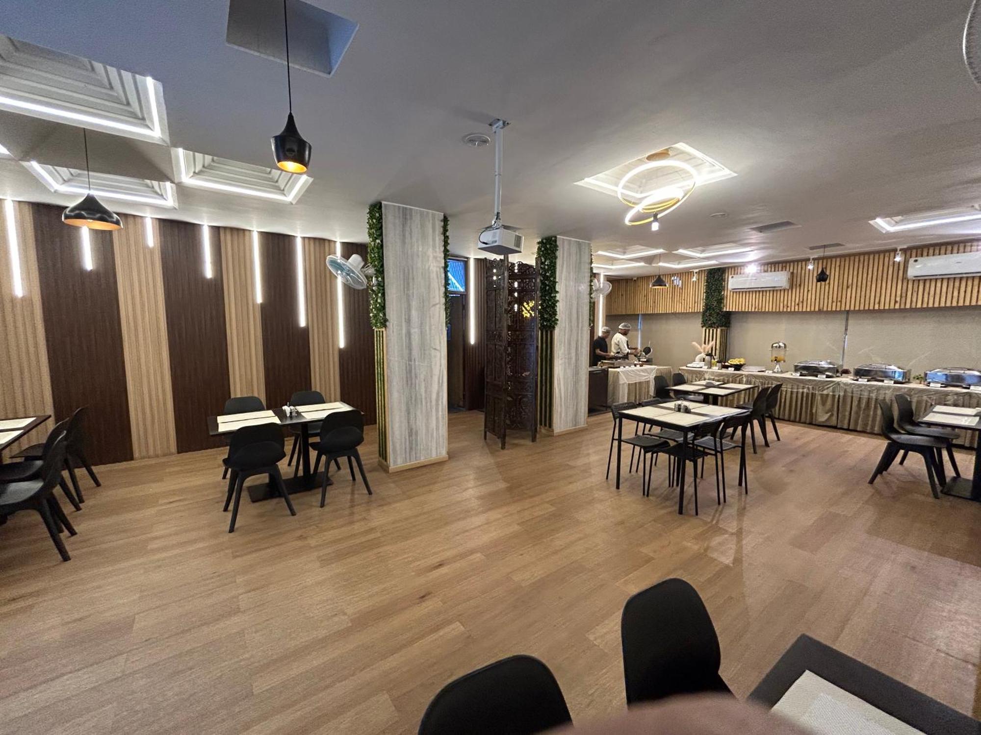 New Hotel Suhail Hyderabad Bagian luar foto